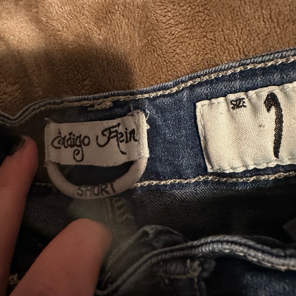 Indigo Rein Shorts - Picture 3 of 4